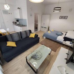 King Studio Sofa Bed